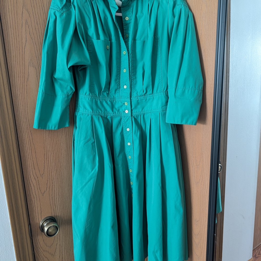 Vintage Emerald Green Button-Up Dress Granny Chic